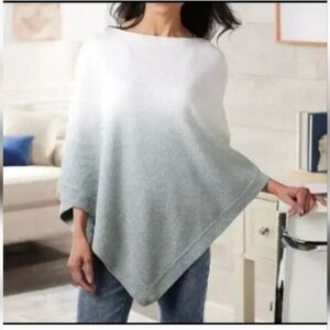 Barefoot Dreams COZYCHIC ULTRA LITE OCEAN BREEZE PONCHO OMBRE WATERFALL